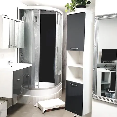Jolie Confort Dans Partage Appartement *